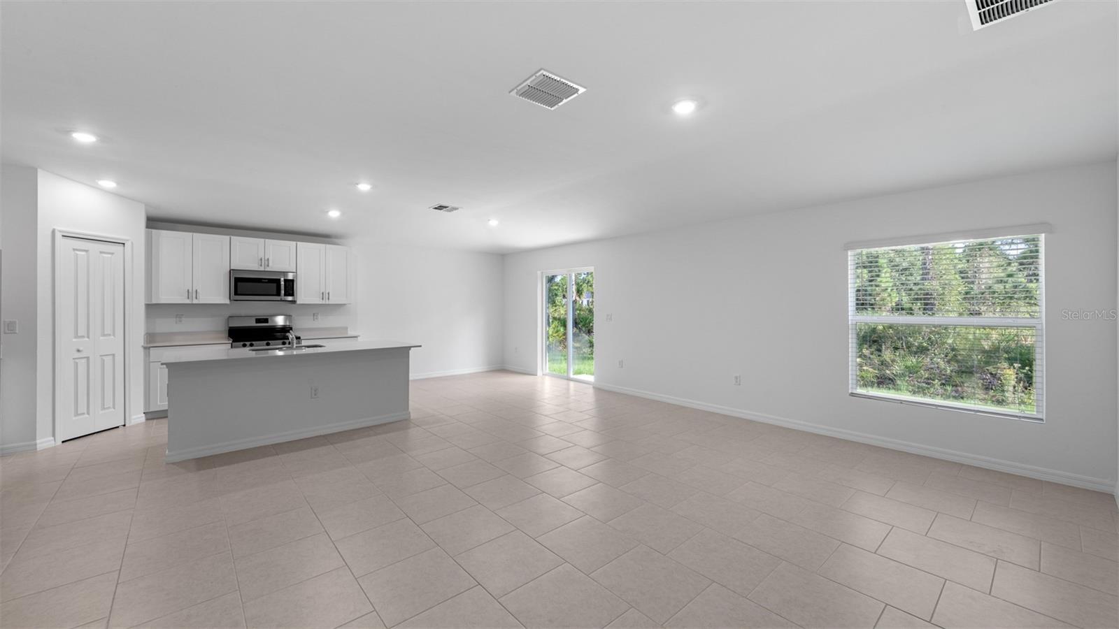 377 ATWATER ST, PORT CHARLOTTE, FL, 33954