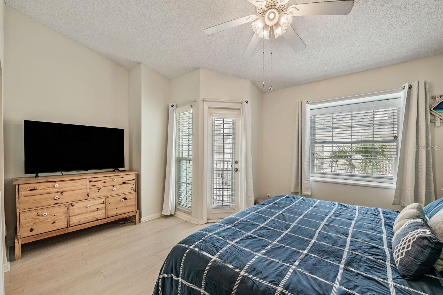 17960 GULF BLVD #121, REDINGTON SHORES, FL, 33708