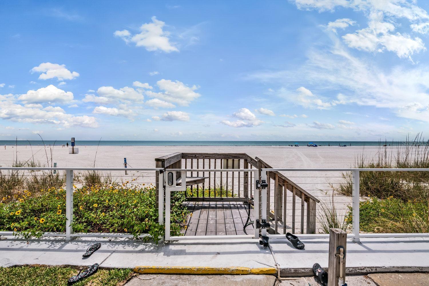 17960 GULF BLVD #121, REDINGTON SHORES, FL, 33708