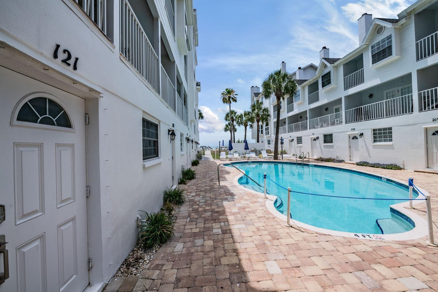 17960 GULF BLVD #121, REDINGTON SHORES, FL, 33708
