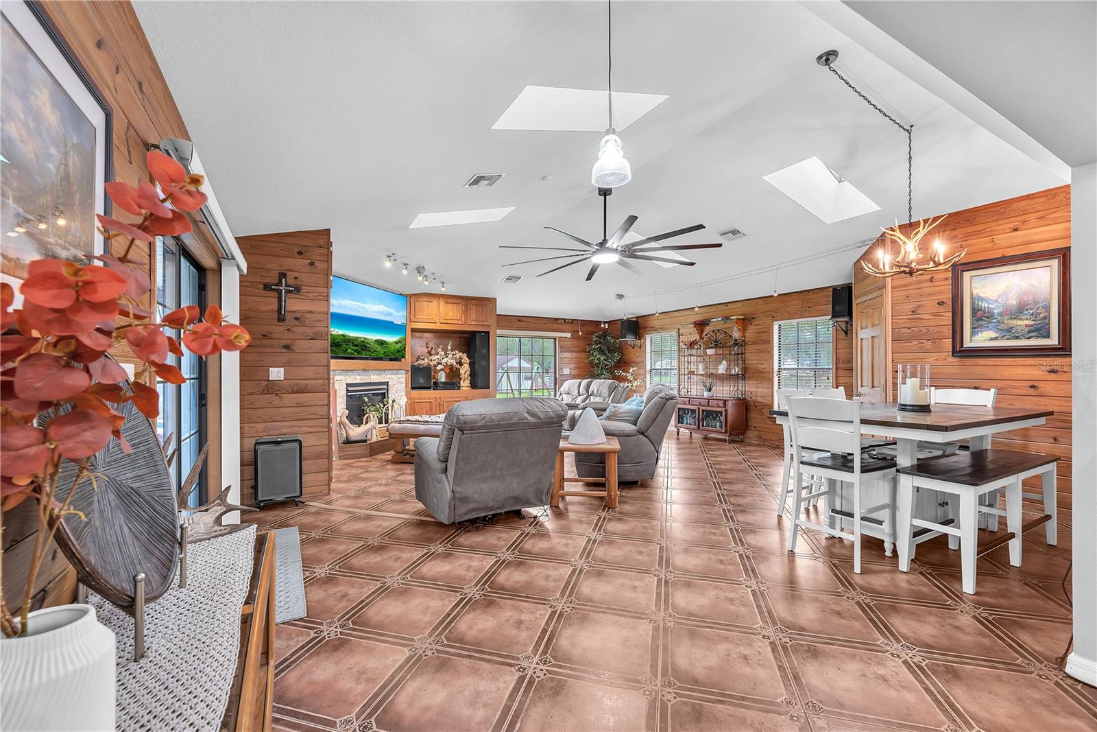 1308 WILLIAMS RD, PLANT CITY, FL, 33565