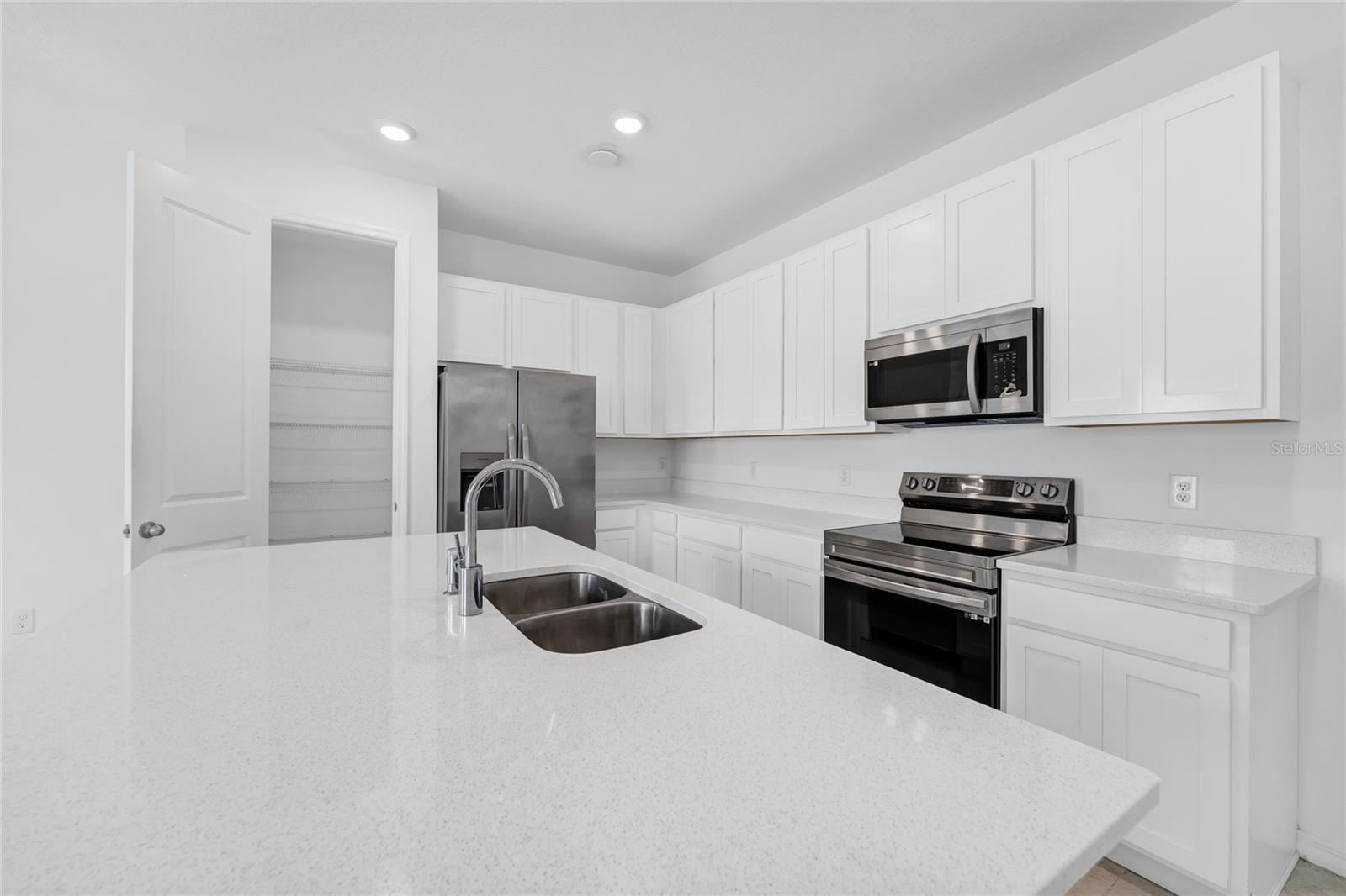 763 LONGBOAT DR, DAVENPORT, FL, 33896