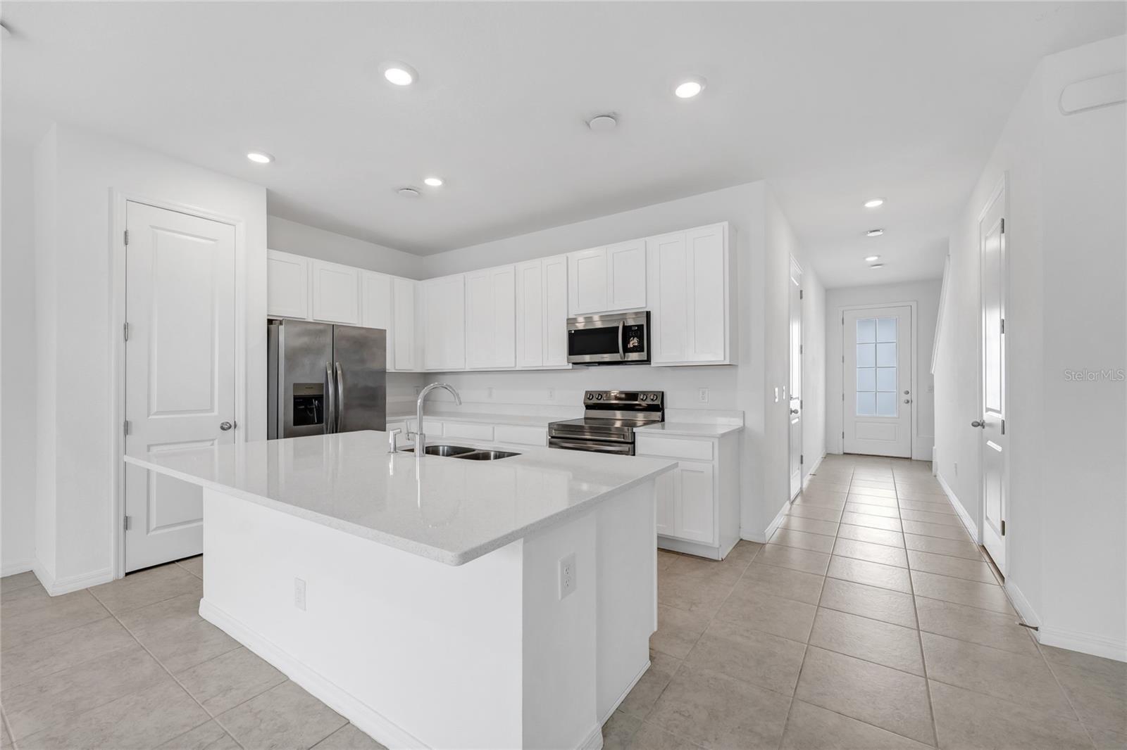 763 LONGBOAT DR, DAVENPORT, FL, 33896