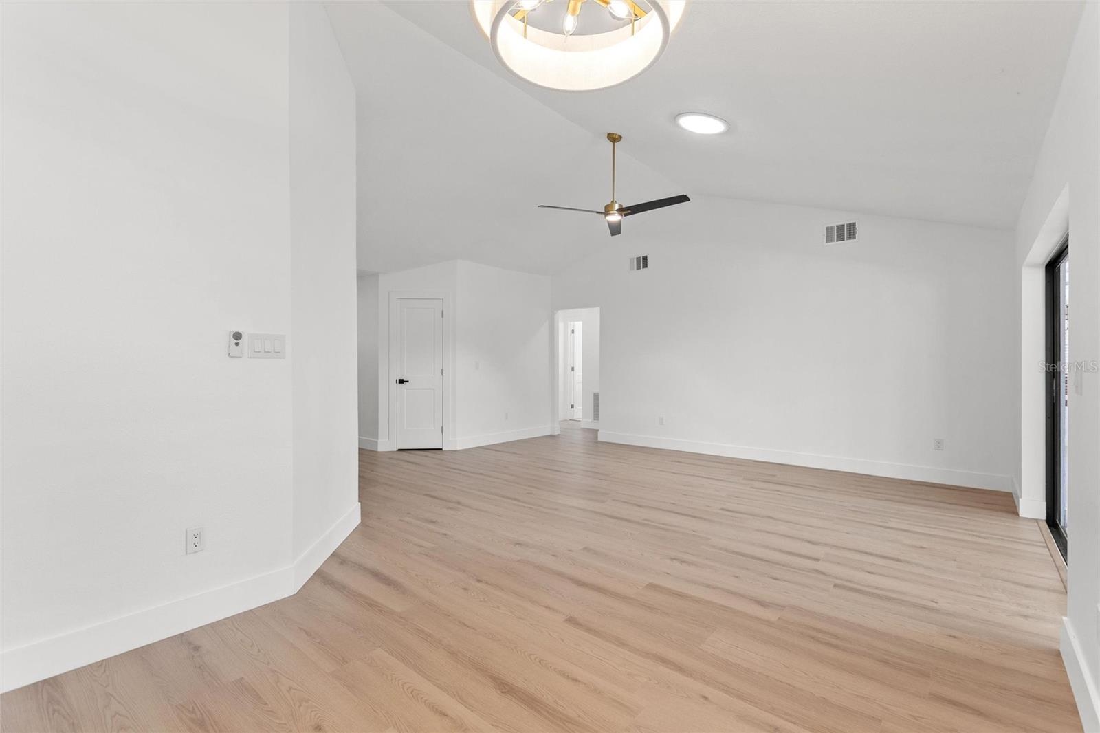 5104 GARDEN VALE AVE, TAMPA, FL, 33624