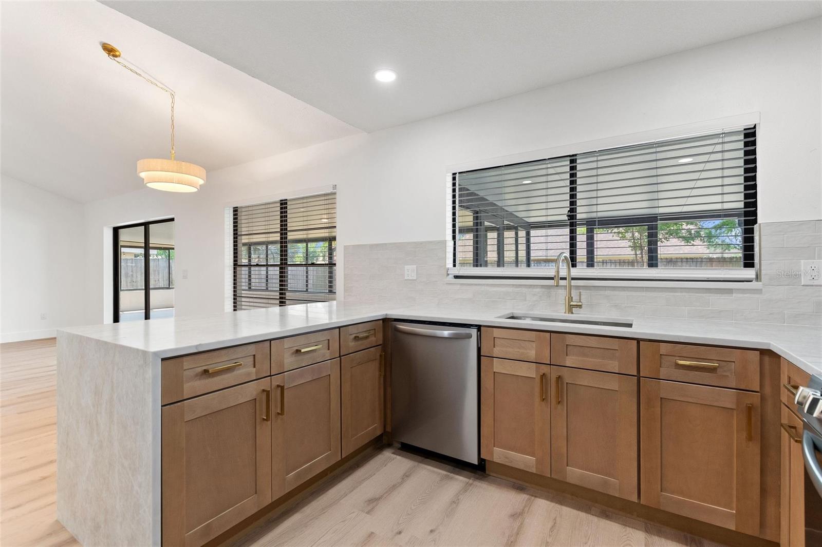 5104 GARDEN VALE AVE, TAMPA, FL, 33624