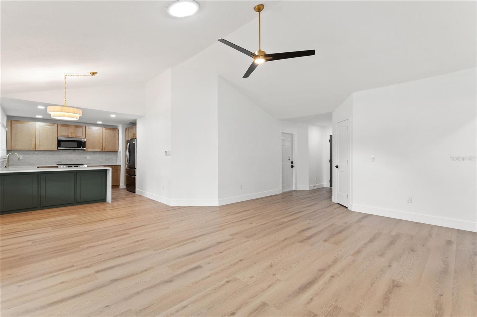 5104 GARDEN VALE AVE, TAMPA, FL, 33624