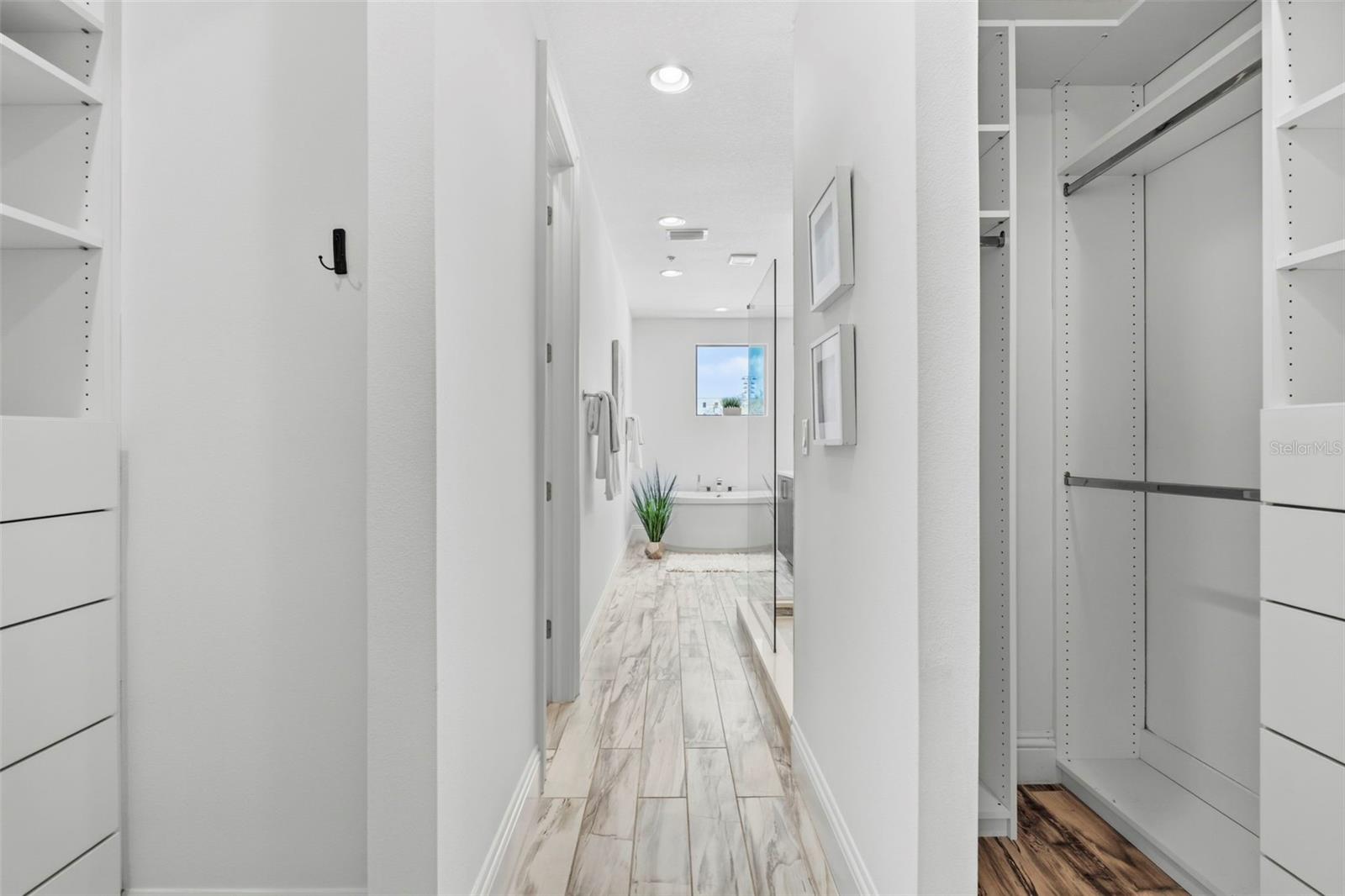 300 DELMAR TER S, ST PETERSBURG, FL, 33701