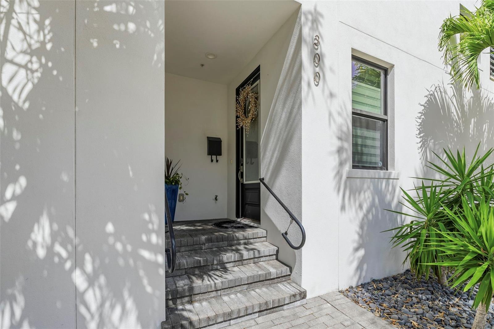 300 DELMAR TER S, ST PETERSBURG, FL, 33701