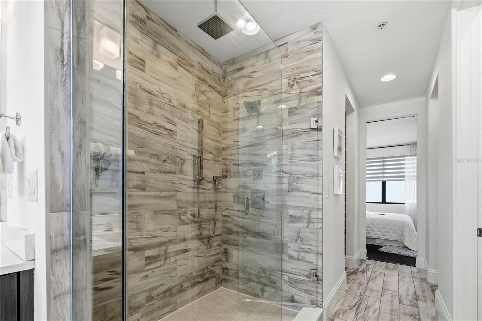 300 DELMAR TER S, ST PETERSBURG, FL, 33701