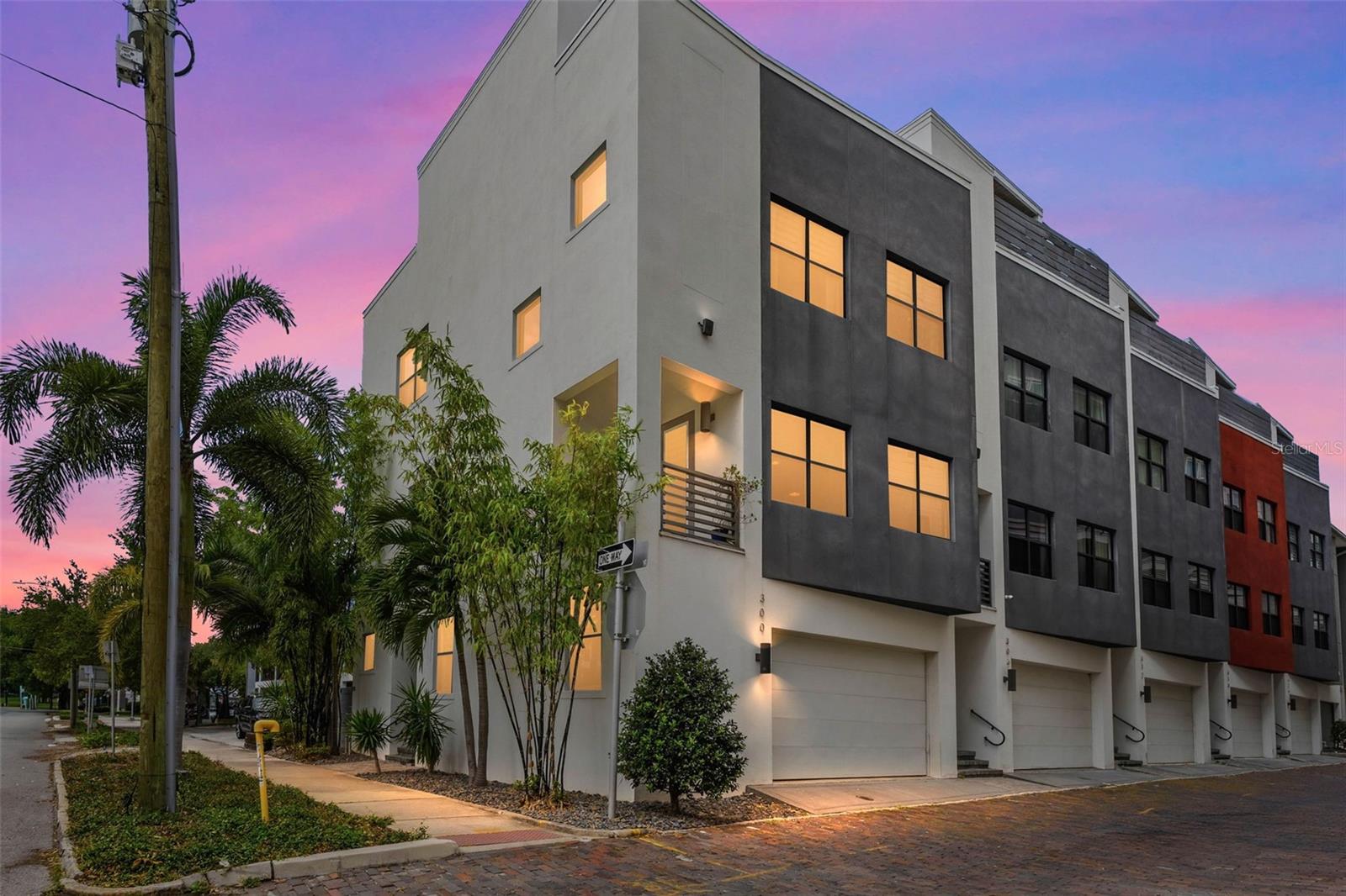 300 DELMAR TER S, ST PETERSBURG, FL, 33701