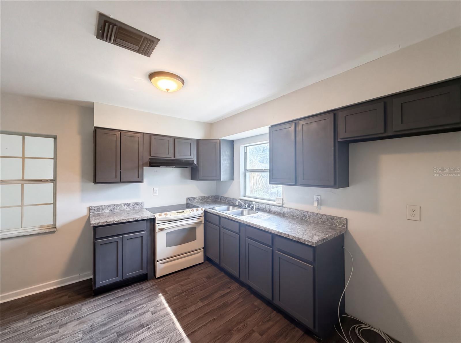 1100 CAREFREE COVE DR, WINTER HAVEN, FL, 33881