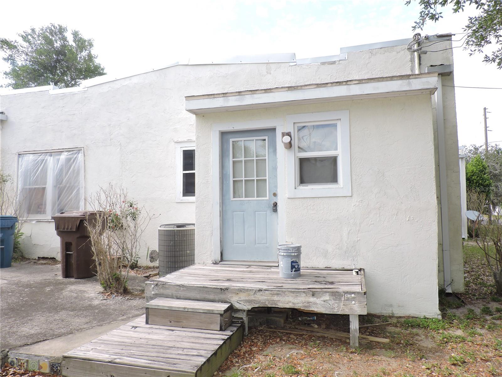 432 E BULLARD AVE, LAKE WALES, FL, 33853