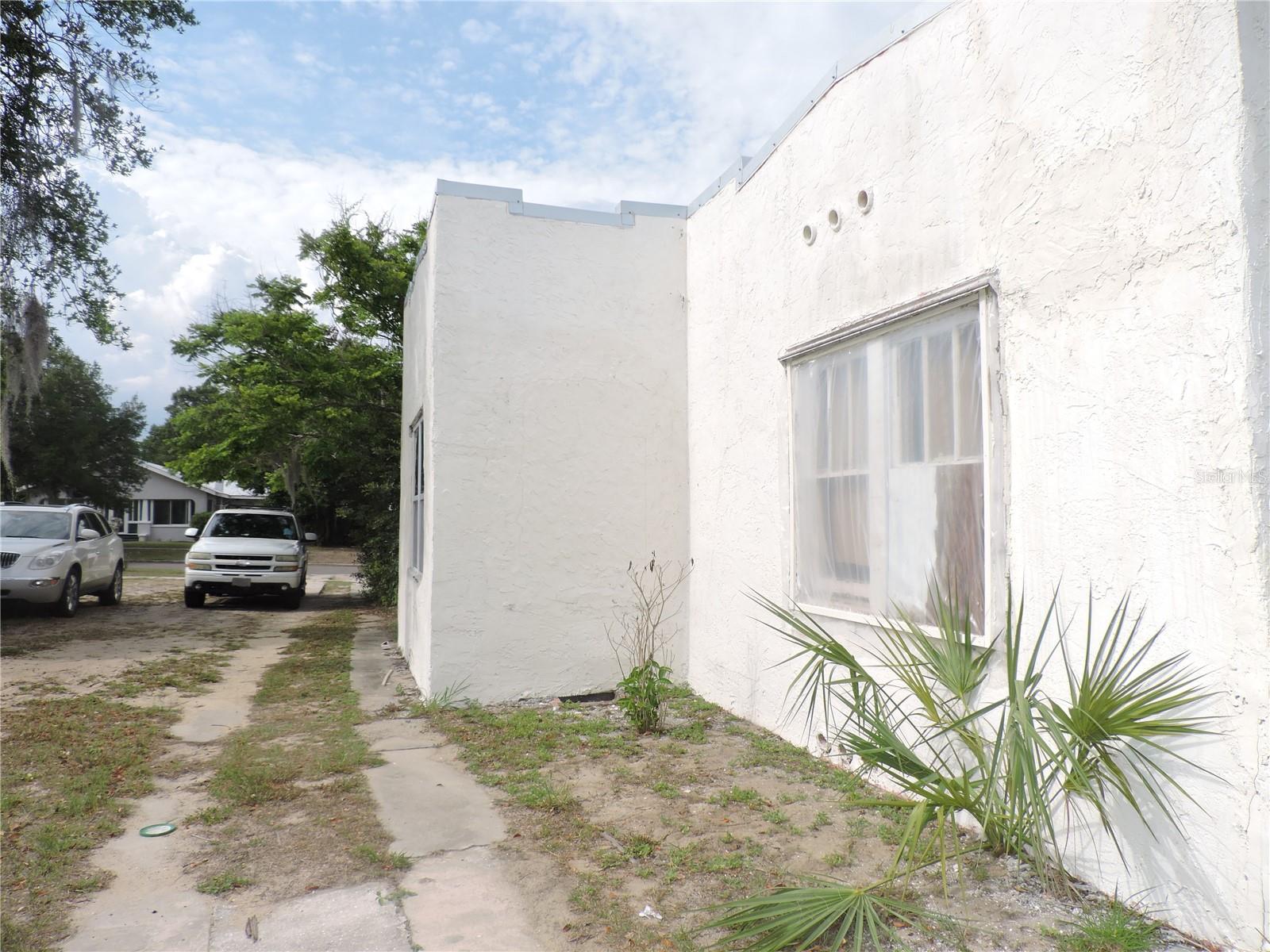 432 E BULLARD AVE, LAKE WALES, FL, 33853