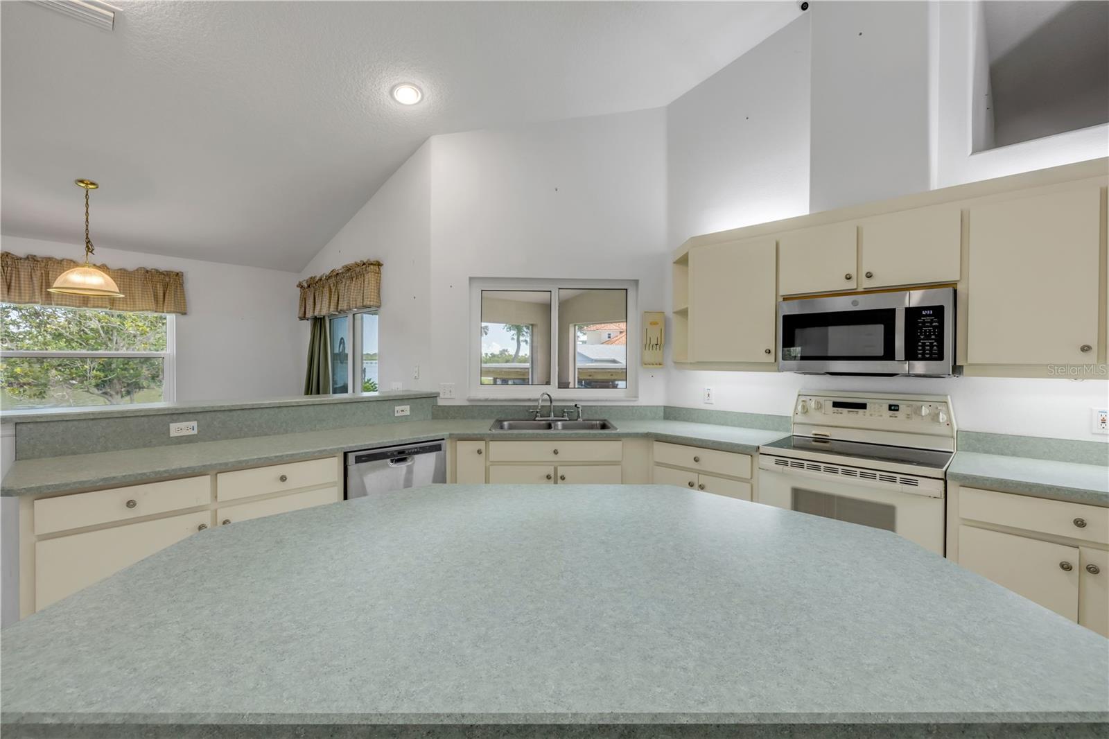 192 AZALEA RD, EDGEWATER, FL, 32141