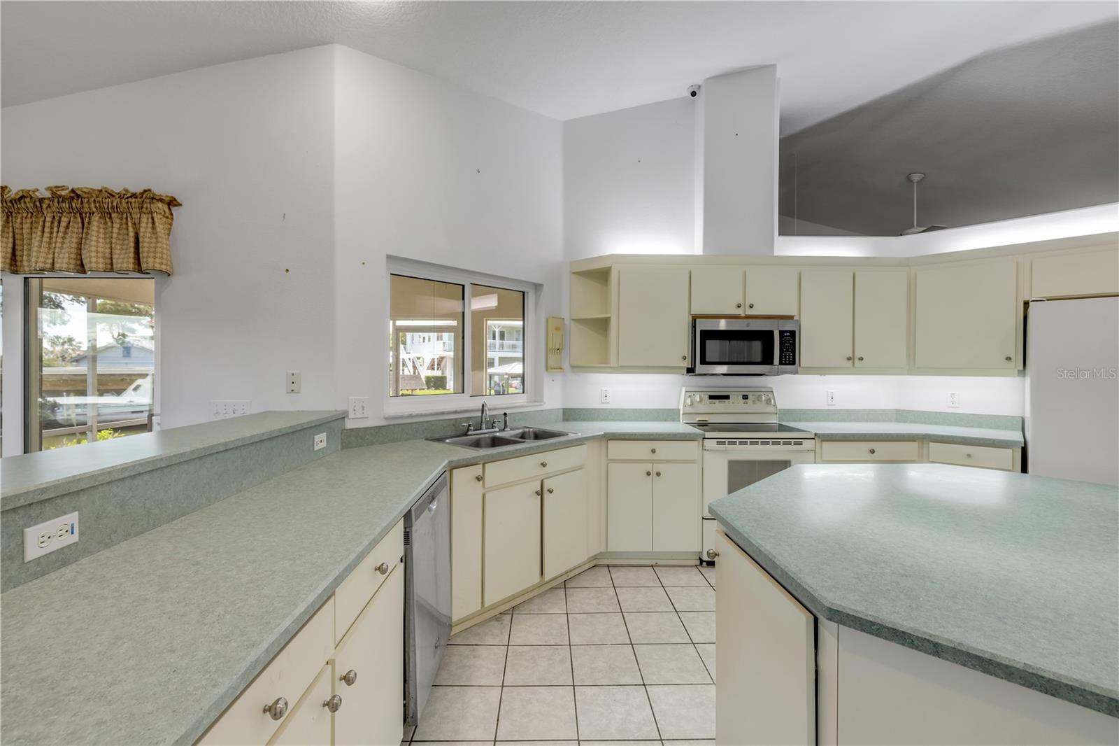 192 AZALEA RD, EDGEWATER, FL, 32141