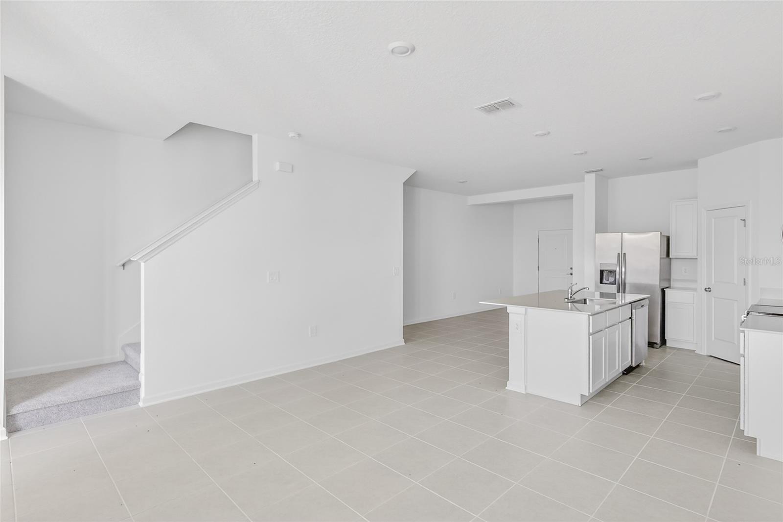 403 SOL VISTA DR, DUNDEE, FL, 33838