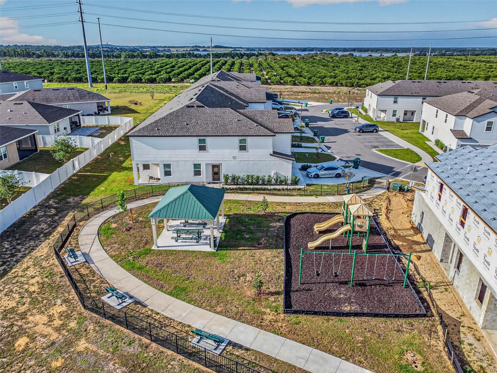 403 SOL VISTA DR, DUNDEE, FL, 33838
