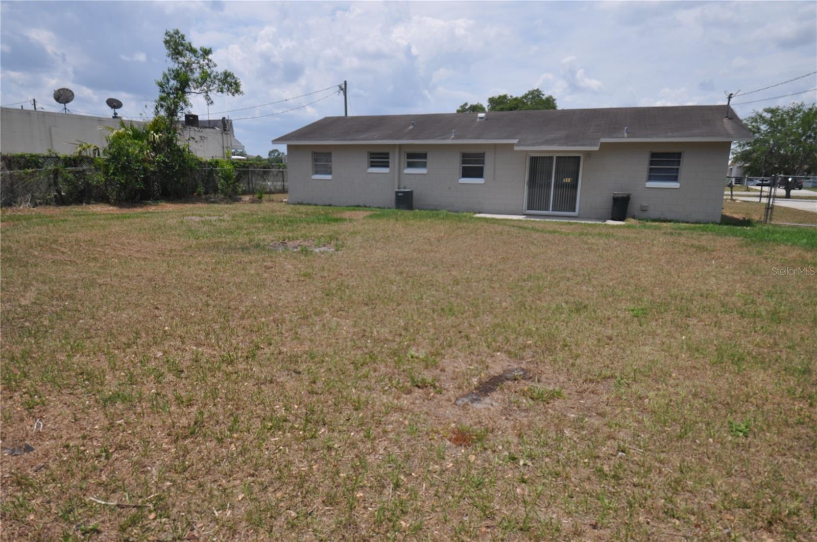 2587 SUN ACRES BLVD, AUBURNDALE, FL, 33823