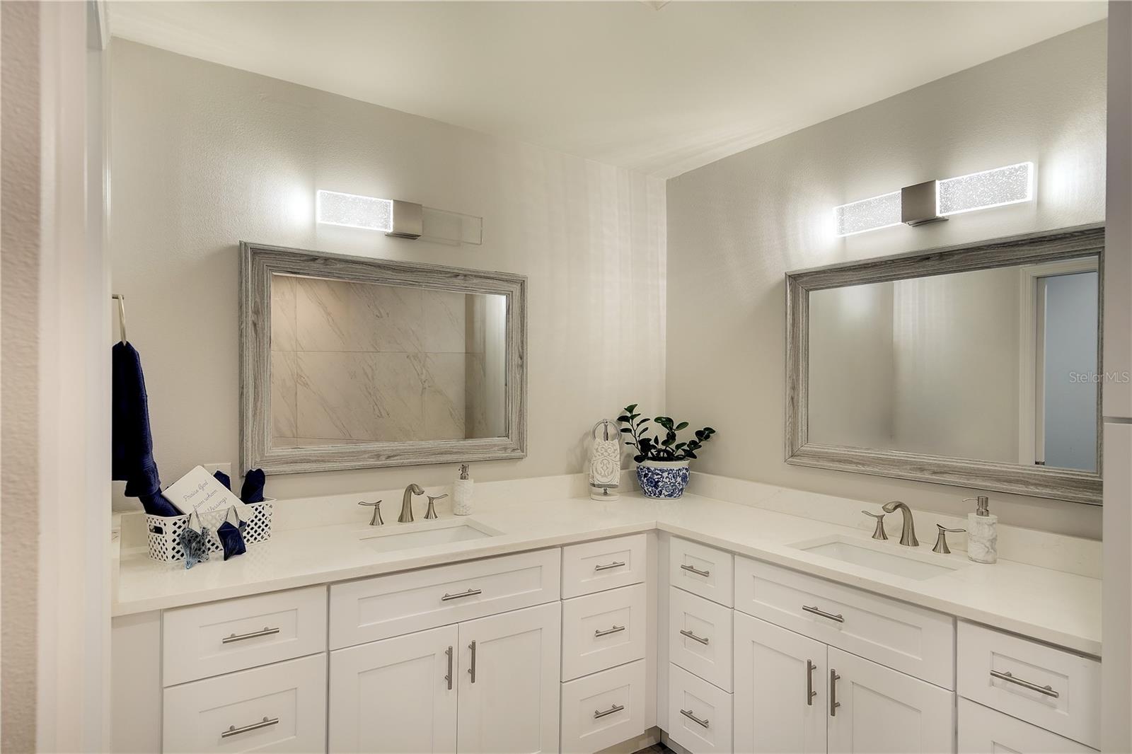 4034 WILSHIRE CIR E #154, SARASOTA, FL, 34238