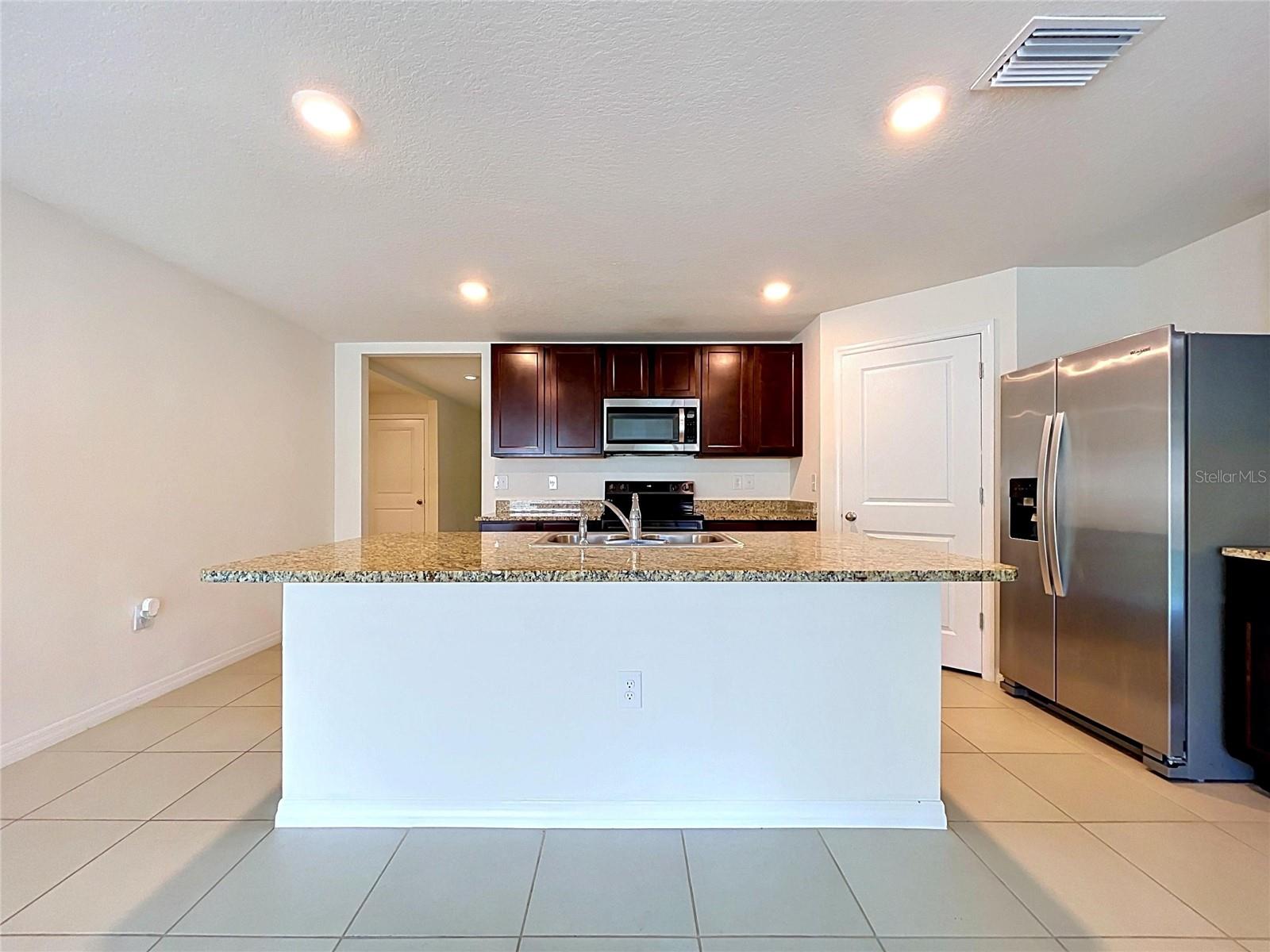 7804 DAVIE RAY DR, ZEPHYRHILLS, FL, 33540