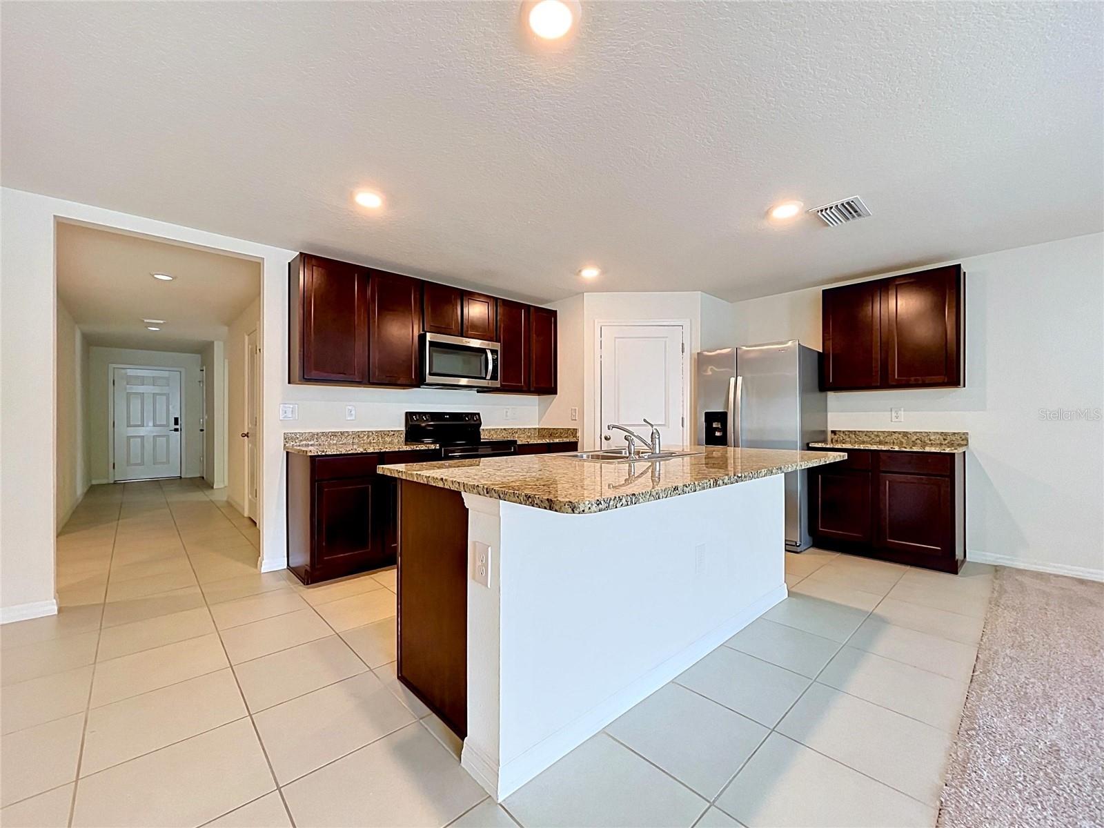 7804 DAVIE RAY DR, ZEPHYRHILLS, FL, 33540