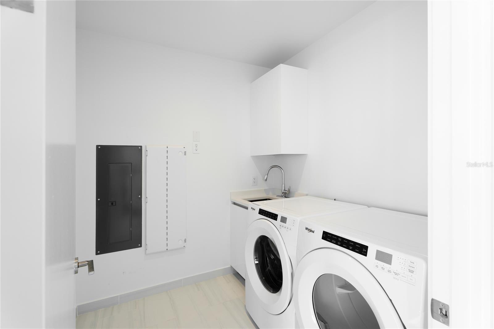 400 CENTRAL AVE #3107, ST PETERSBURG, FL, 33701