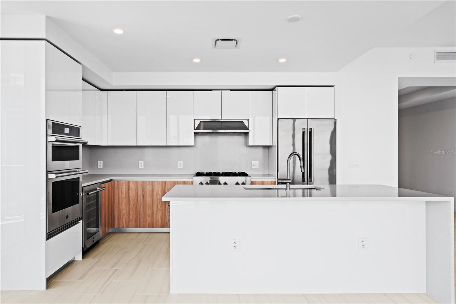 400 CENTRAL AVE #3107, ST PETERSBURG, FL, 33701
