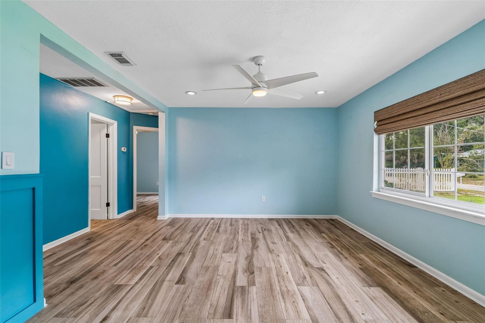 1304 E KNOLLWOOD ST, TAMPA, FL, 33604