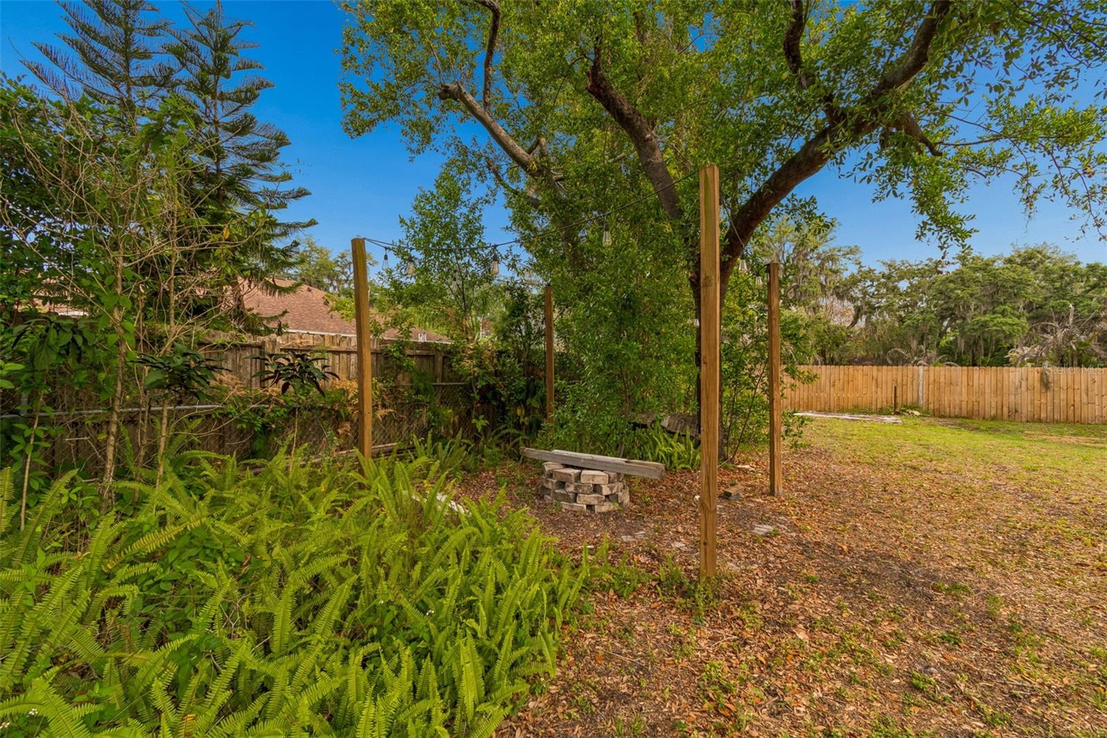 1304 E KNOLLWOOD ST, TAMPA, FL, 33604