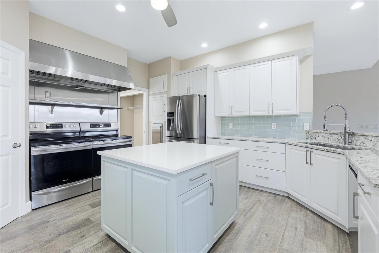 5544 DINAH LN, SARASOTA, FL, 34231