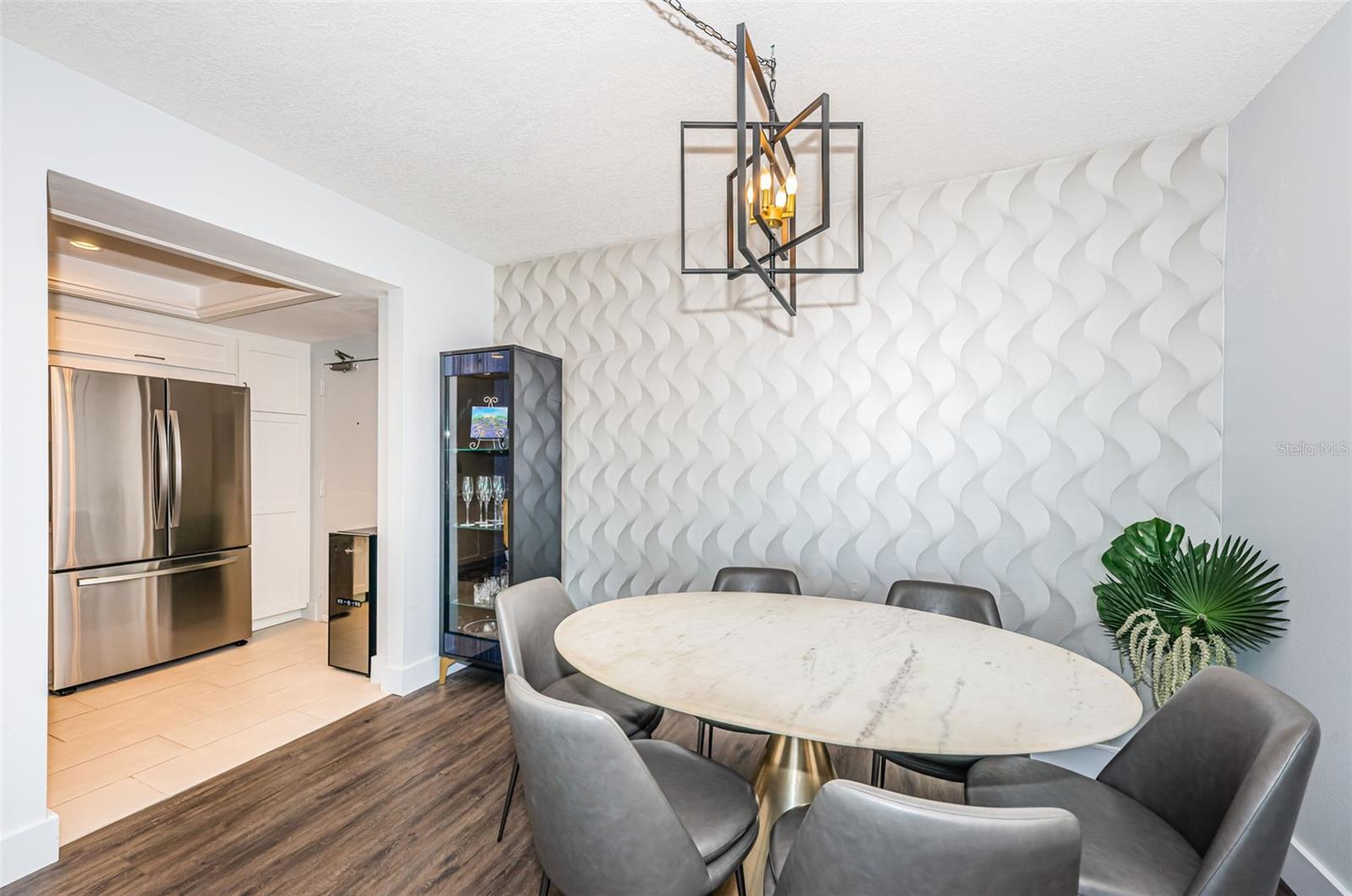 7100 SUNSHINE SKYWAY LN S #203, ST PETERSBURG, FL, 33711