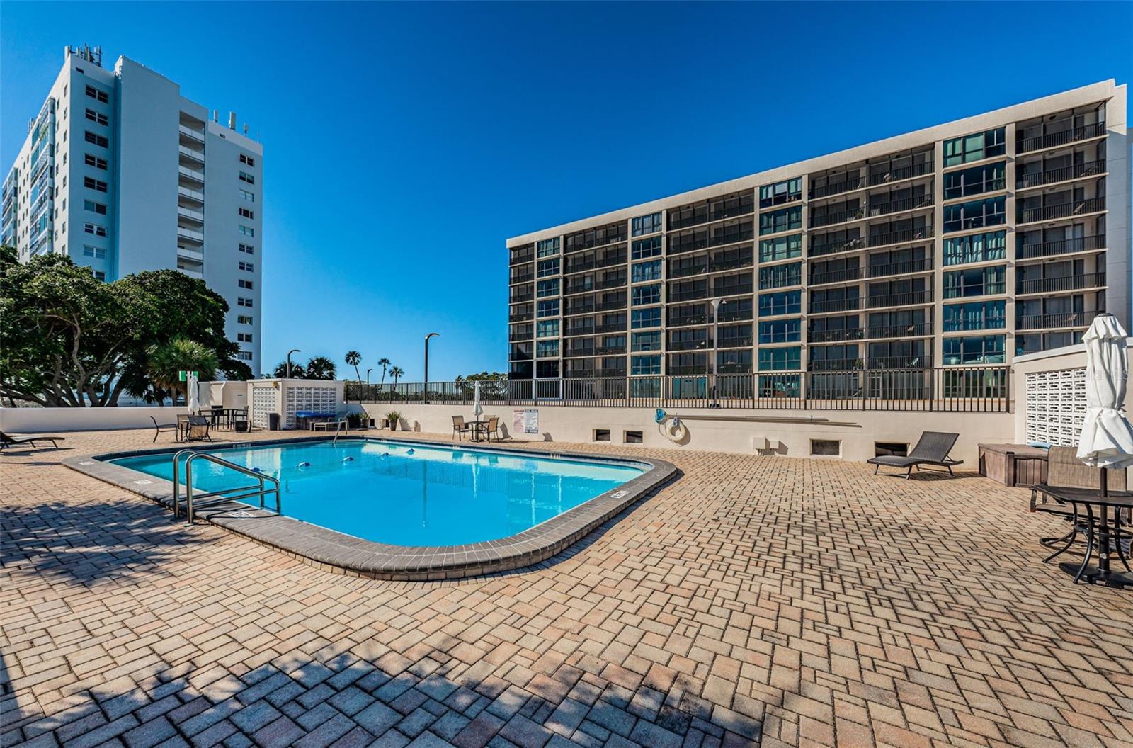7100 SUNSHINE SKYWAY LN S #203, ST PETERSBURG, FL, 33711