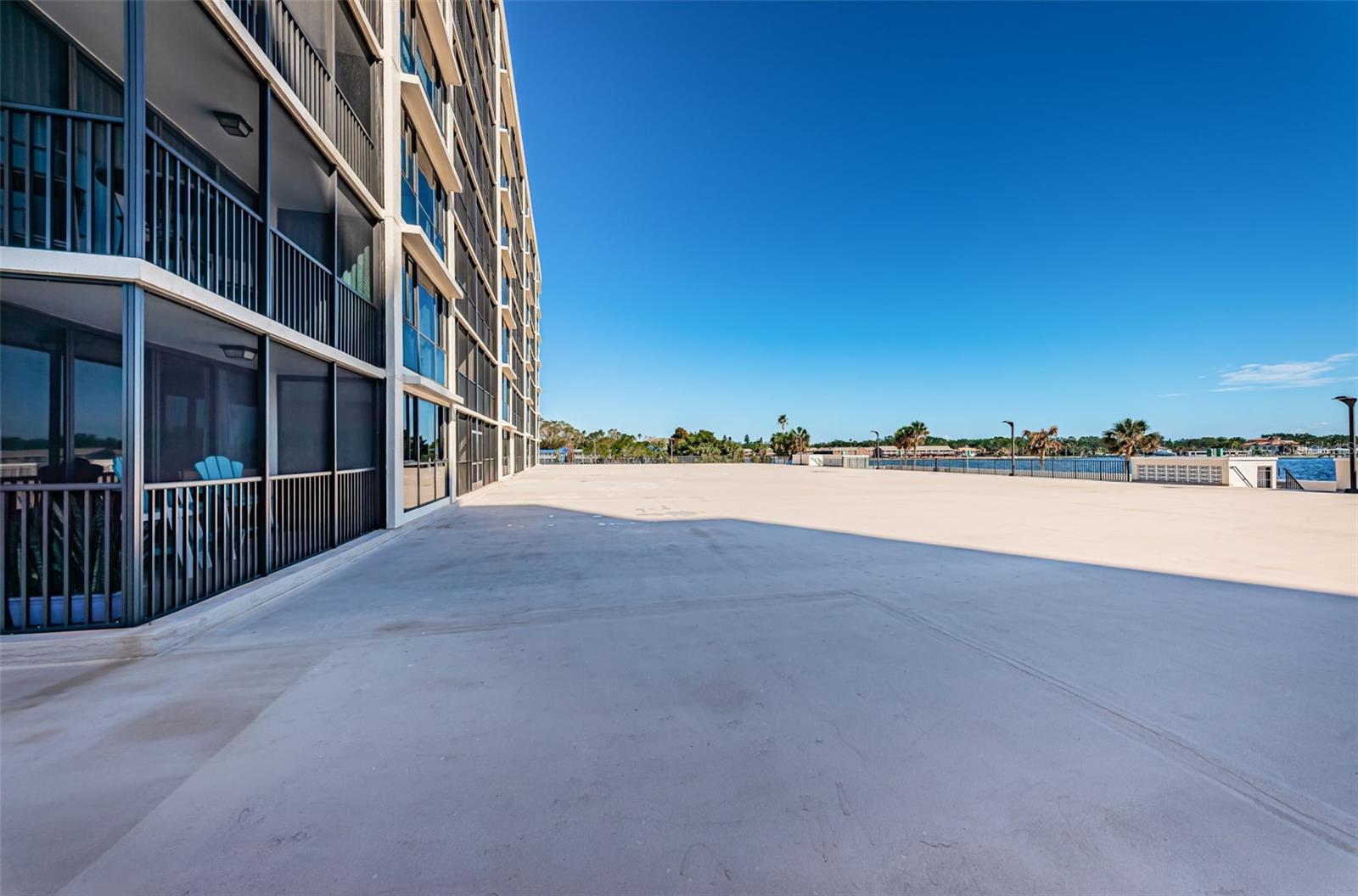 7100 SUNSHINE SKYWAY LN S #203, ST PETERSBURG, FL, 33711