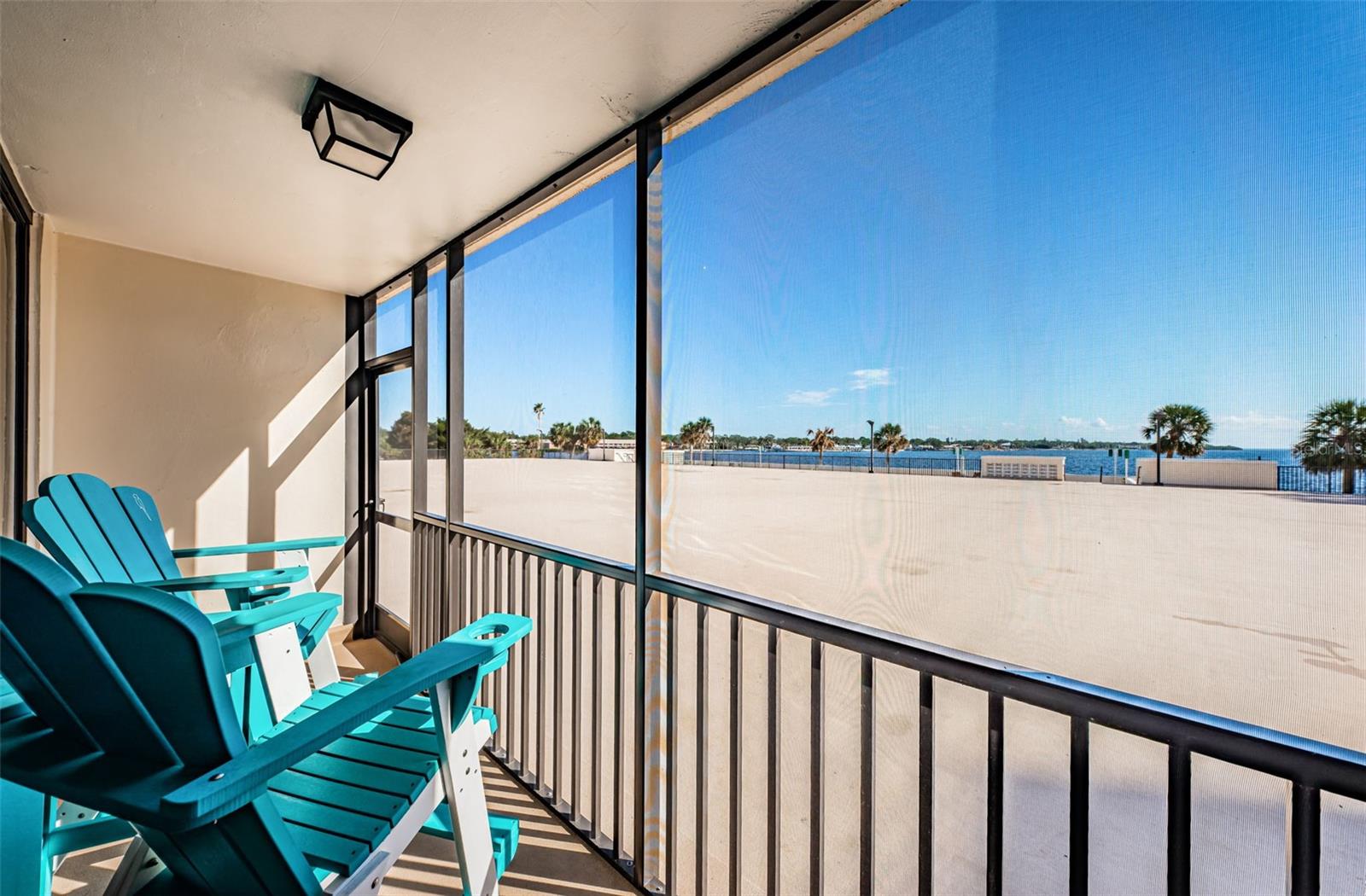 7100 SUNSHINE SKYWAY LN S #203, ST PETERSBURG, FL, 33711