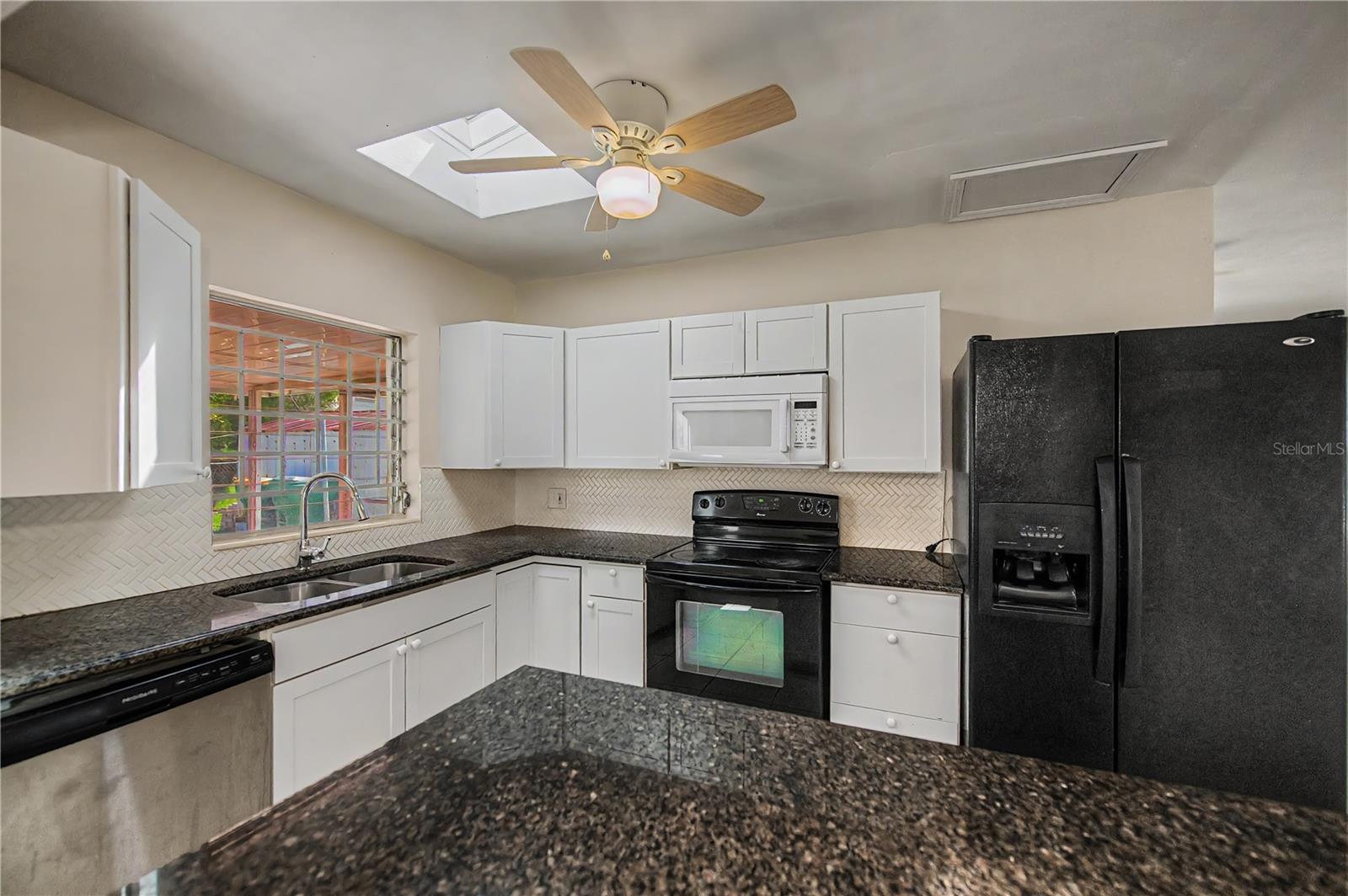 21450 OLEAN BLVD, PORT CHARLOTTE, FL, 33952