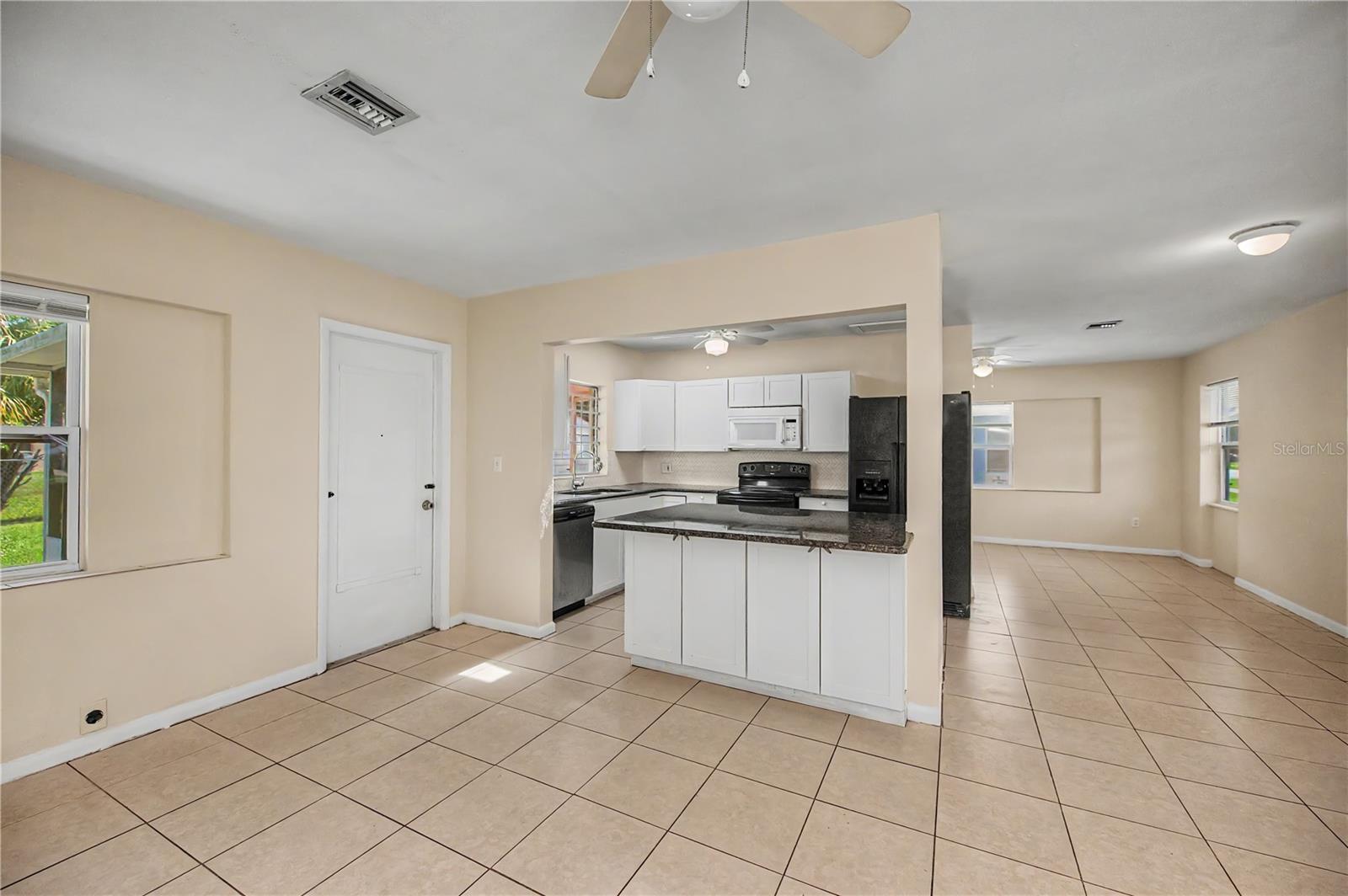 21450 OLEAN BLVD, PORT CHARLOTTE, FL, 33952