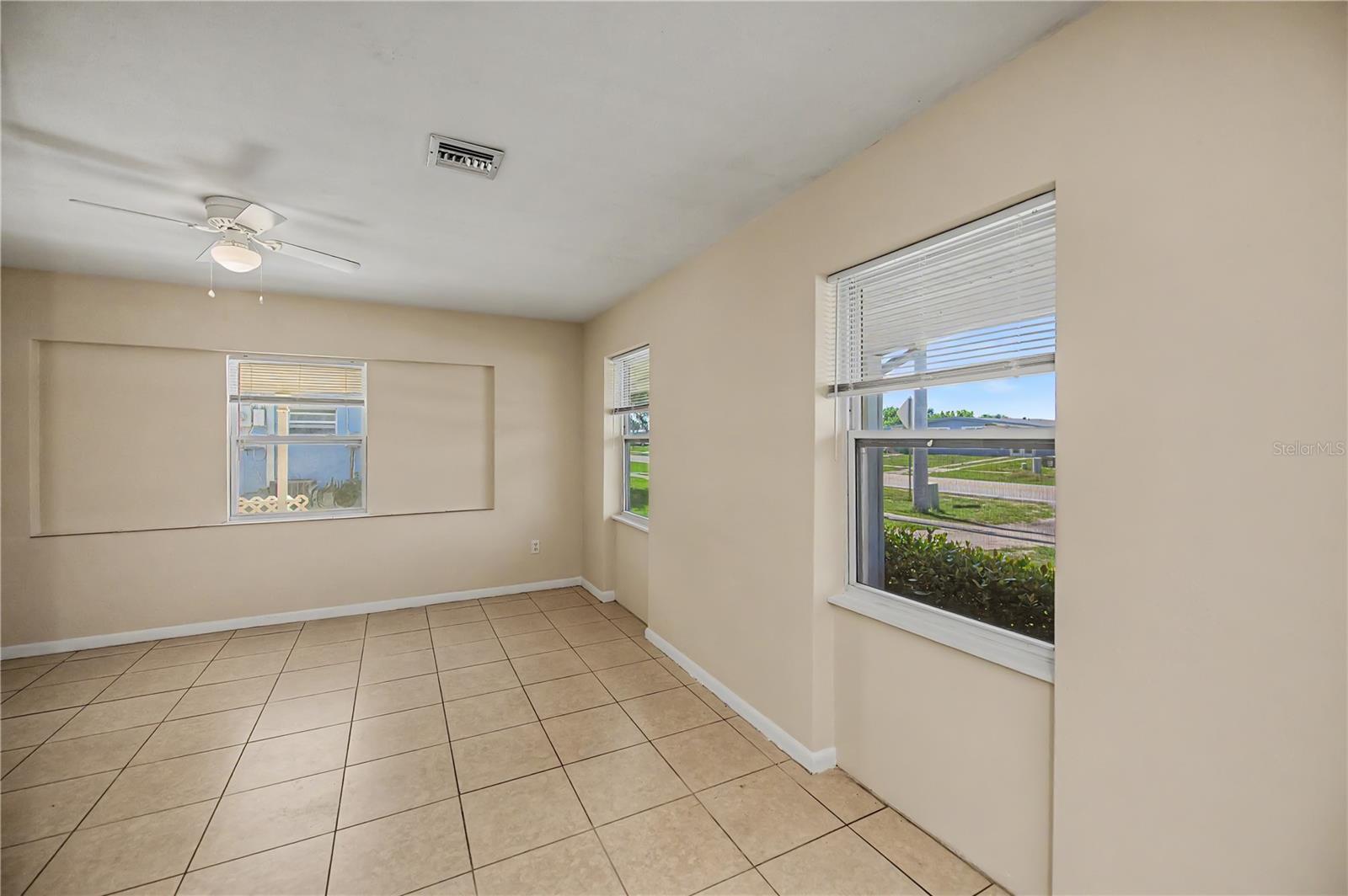 21450 OLEAN BLVD, PORT CHARLOTTE, FL, 33952