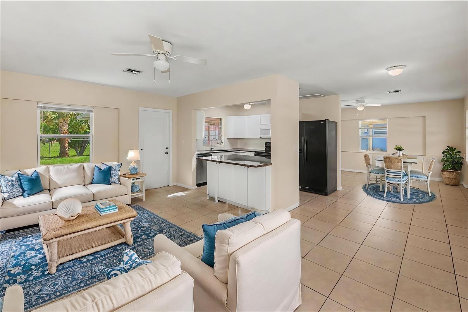 21450 OLEAN BLVD, PORT CHARLOTTE, FL, 33952