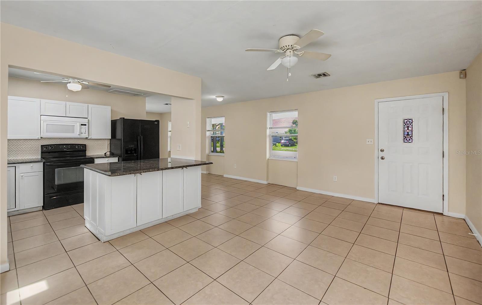 21450 OLEAN BLVD, PORT CHARLOTTE, FL, 33952