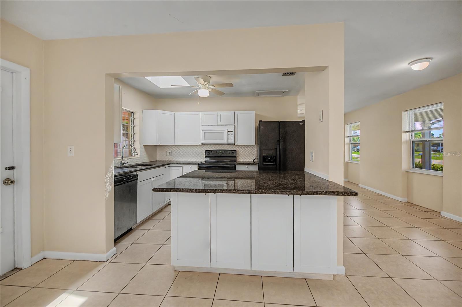 21450 OLEAN BLVD, PORT CHARLOTTE, FL, 33952