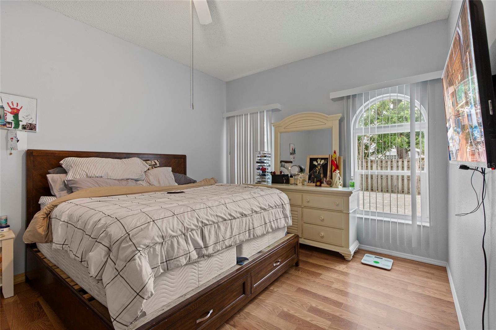 6808 YARDLEY OAKS CT, TAMPA, FL, 33625