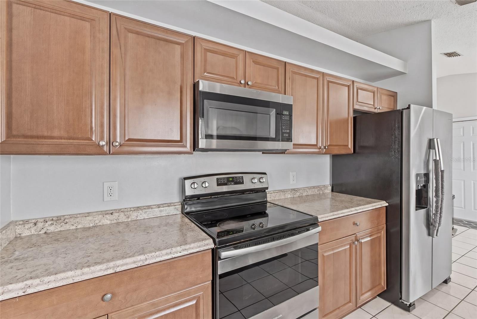 6808 YARDLEY OAKS CT, TAMPA, FL, 33625