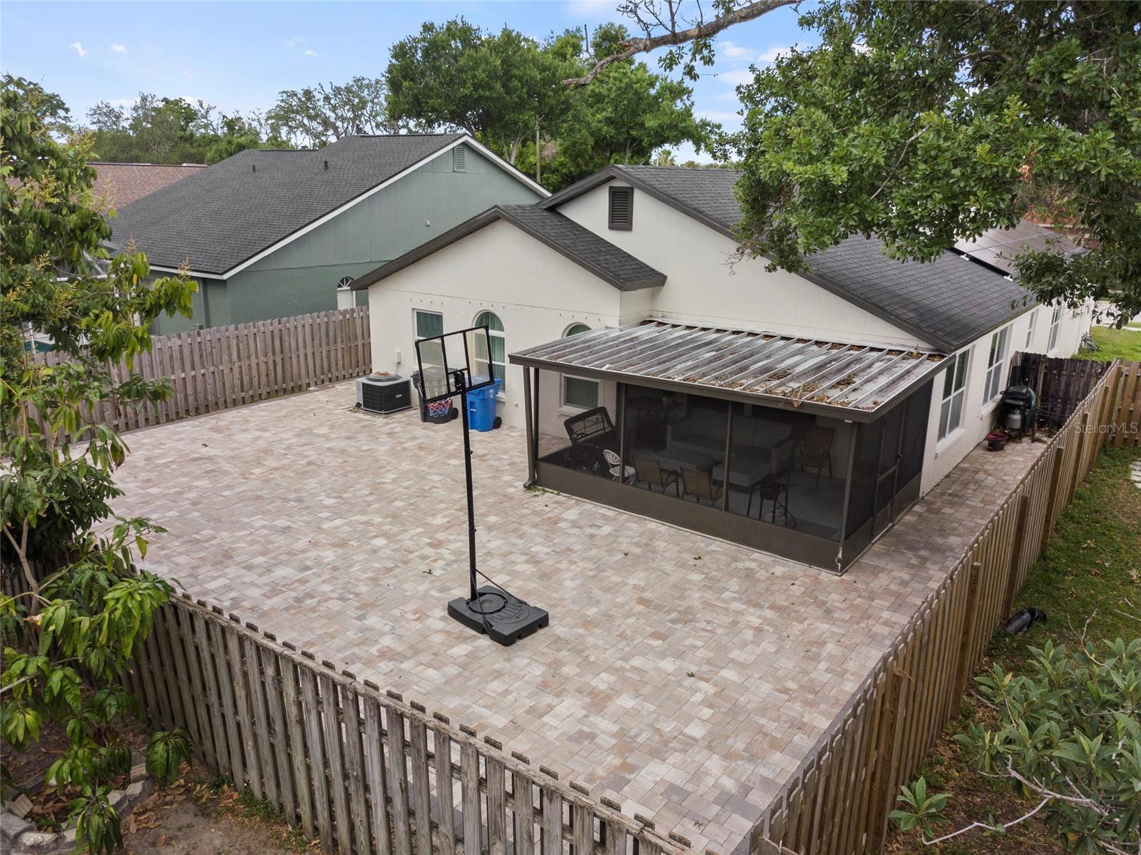 6808 YARDLEY OAKS CT, TAMPA, FL, 33625