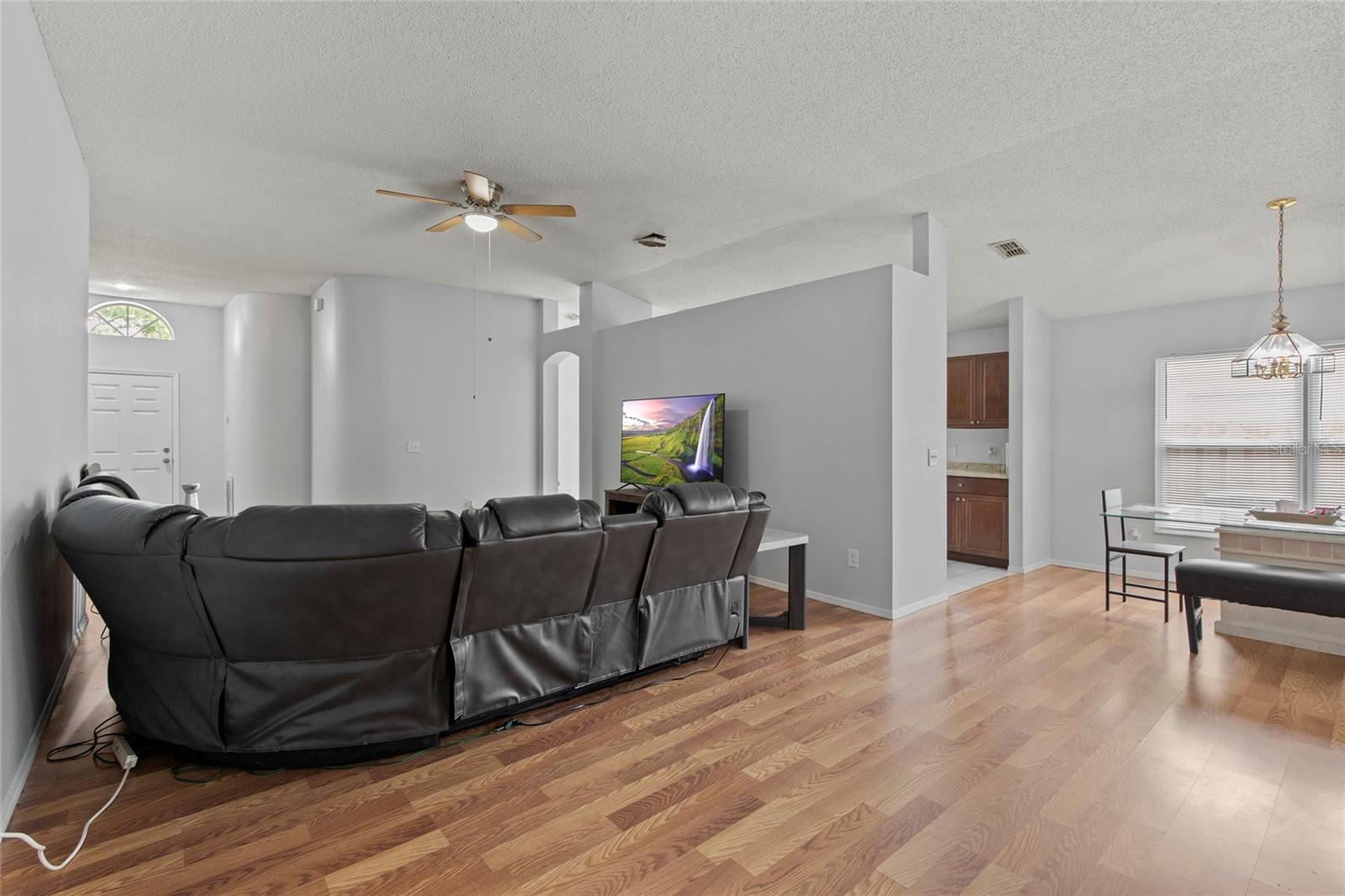 6808 YARDLEY OAKS CT, TAMPA, FL, 33625