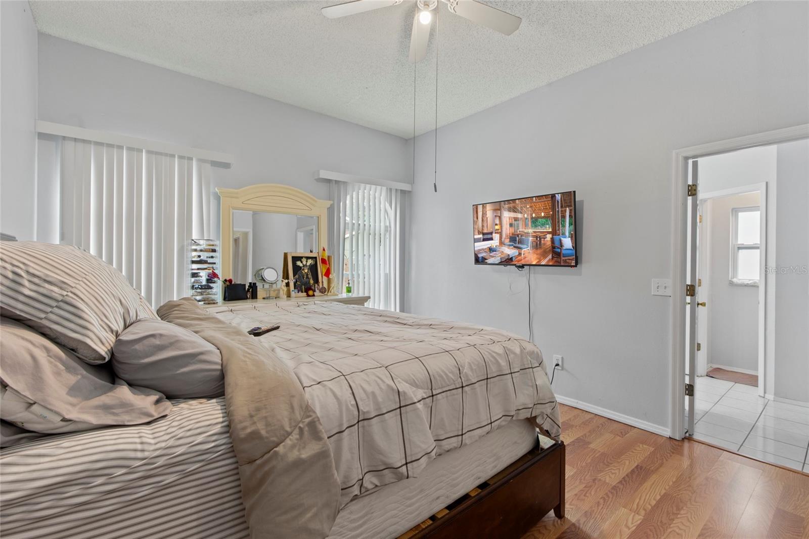 6808 YARDLEY OAKS CT, TAMPA, FL, 33625