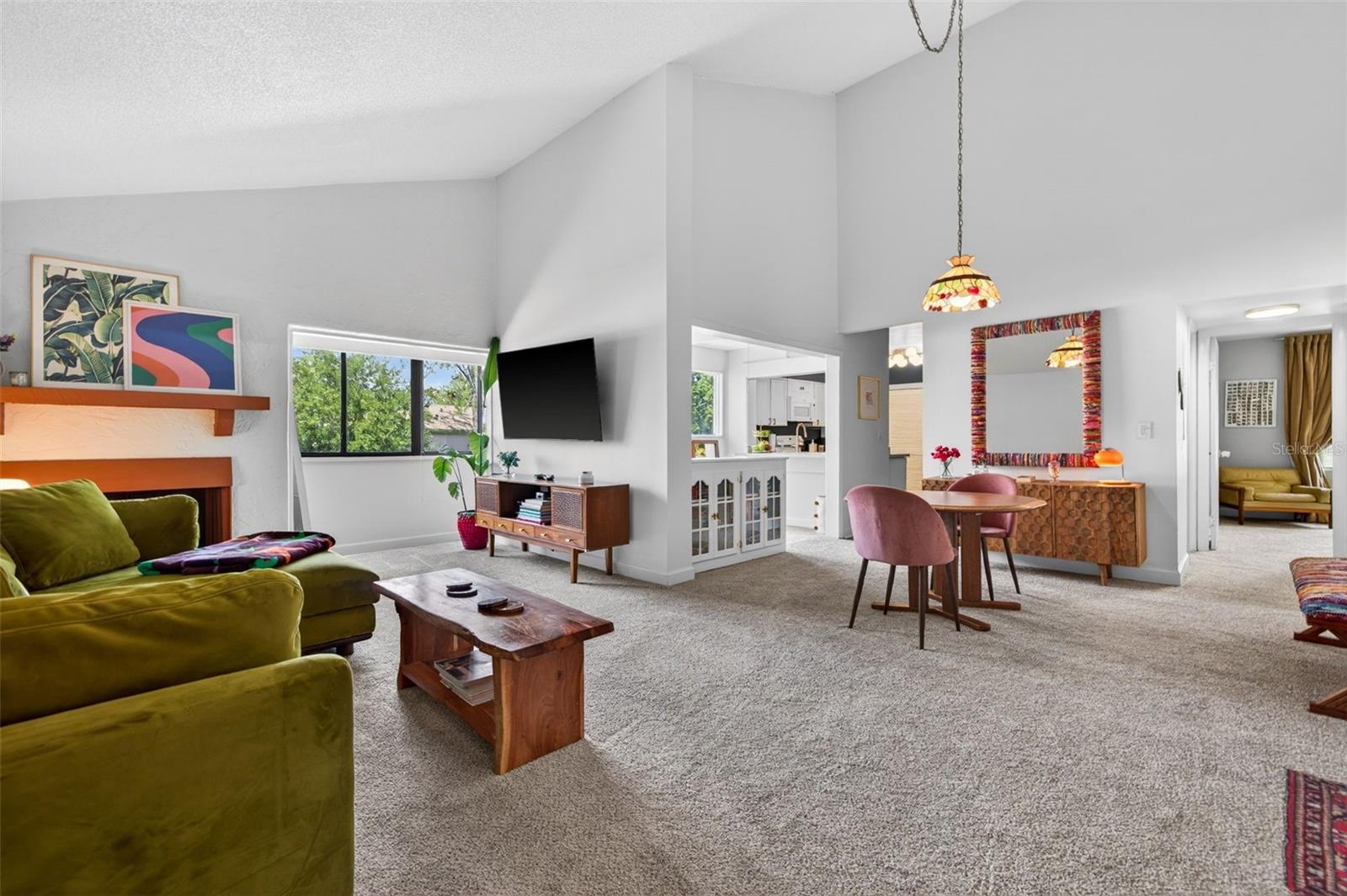 13405 PINE LAKE WAY #203, TAMPA, FL, 33618