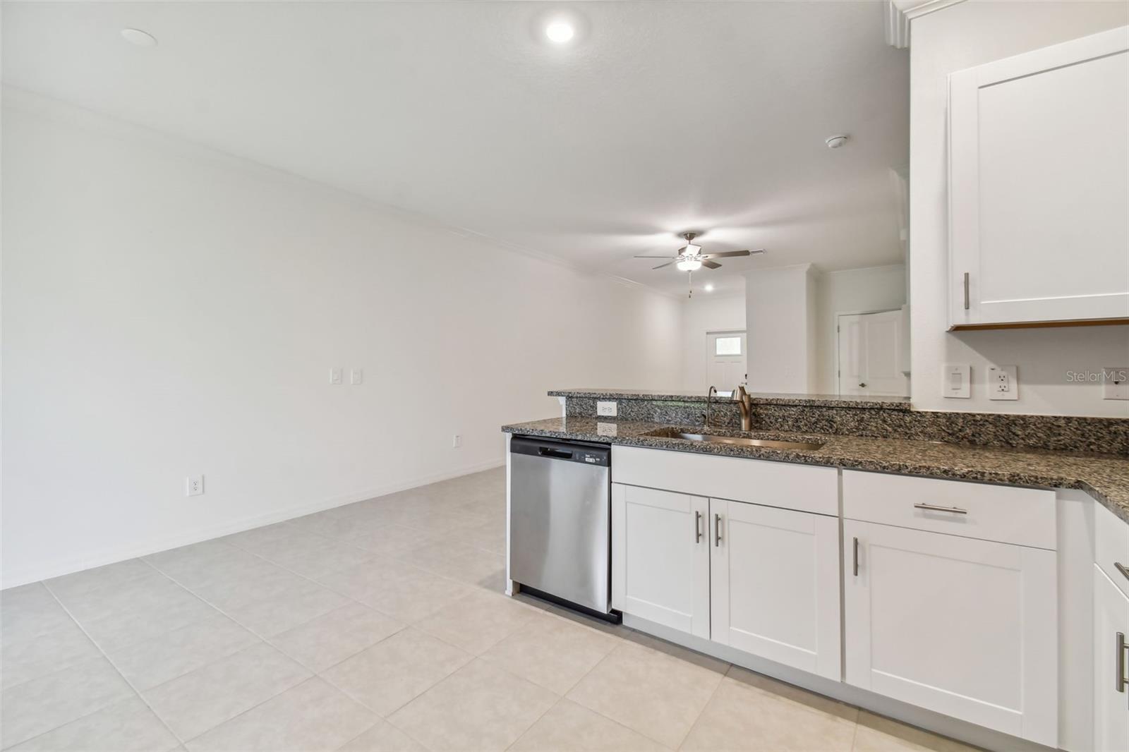 36406 WELL HILL WAY, ZEPHYRHILLS, FL, 33541