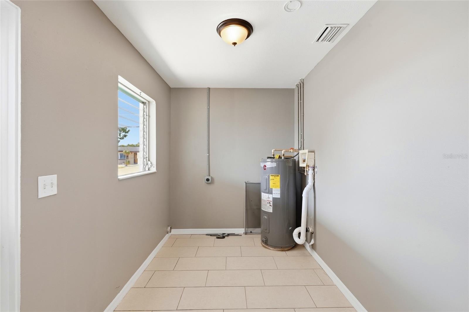 363 GLEN OAK RD, VENICE, FL, 34293
