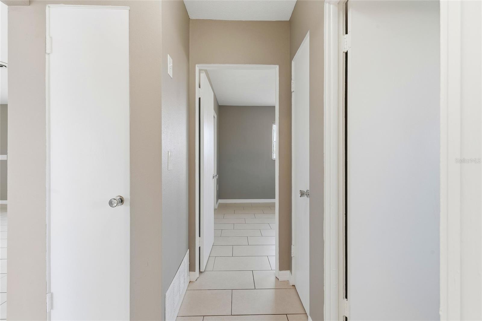 363 GLEN OAK RD, VENICE, FL, 34293