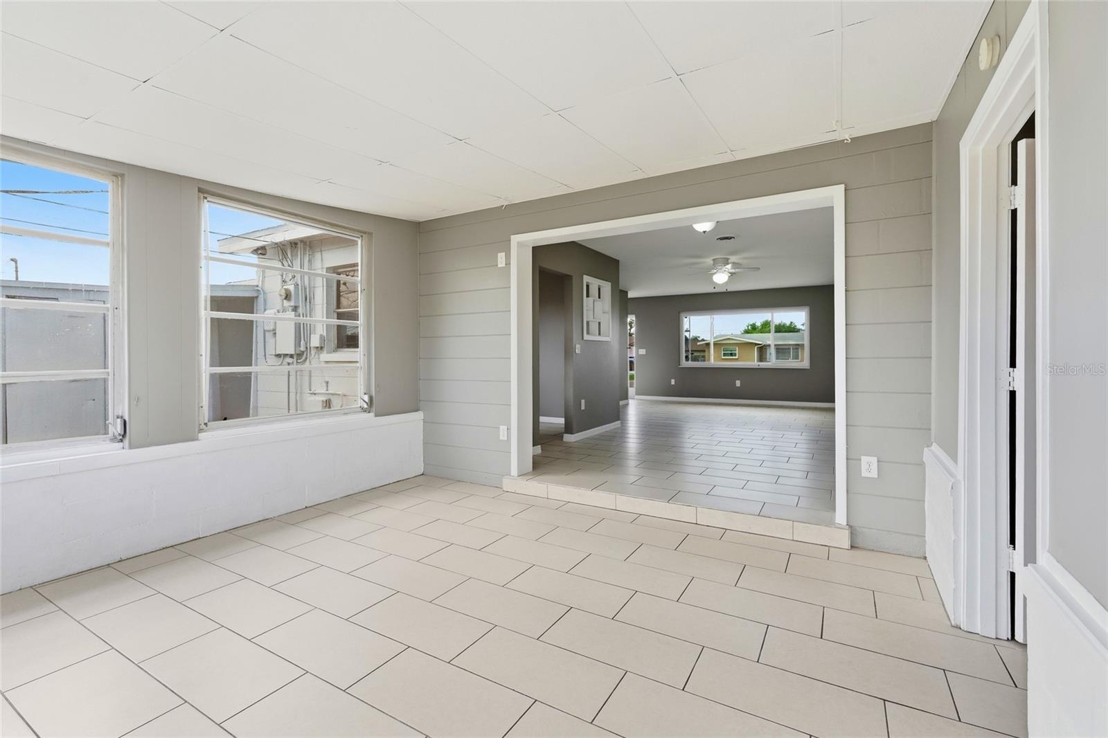 363 GLEN OAK RD, VENICE, FL, 34293